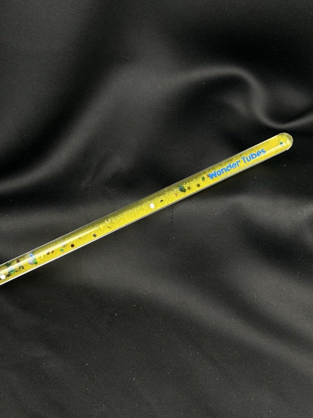 Wonder Tubes Yellow Glitter Wand 12" Brairpatch Inc. 2013
